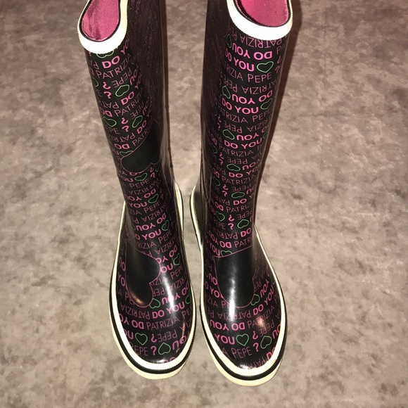 PATRIZIA PEPE RAIN BOOTS - Picture 1 of 8